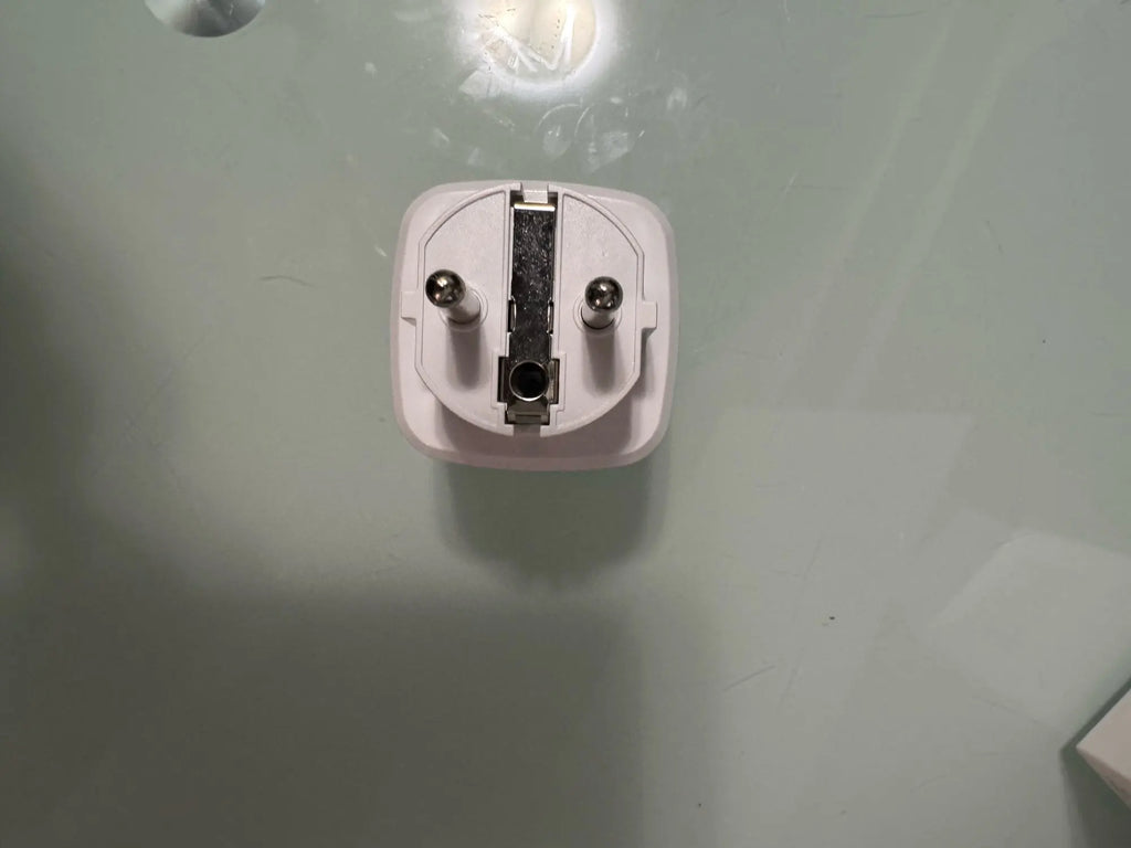 Smart WiFi Plug with Energy Monitoring